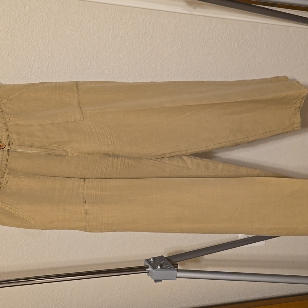 Rip Curl Linen Khaki Cropped Pants